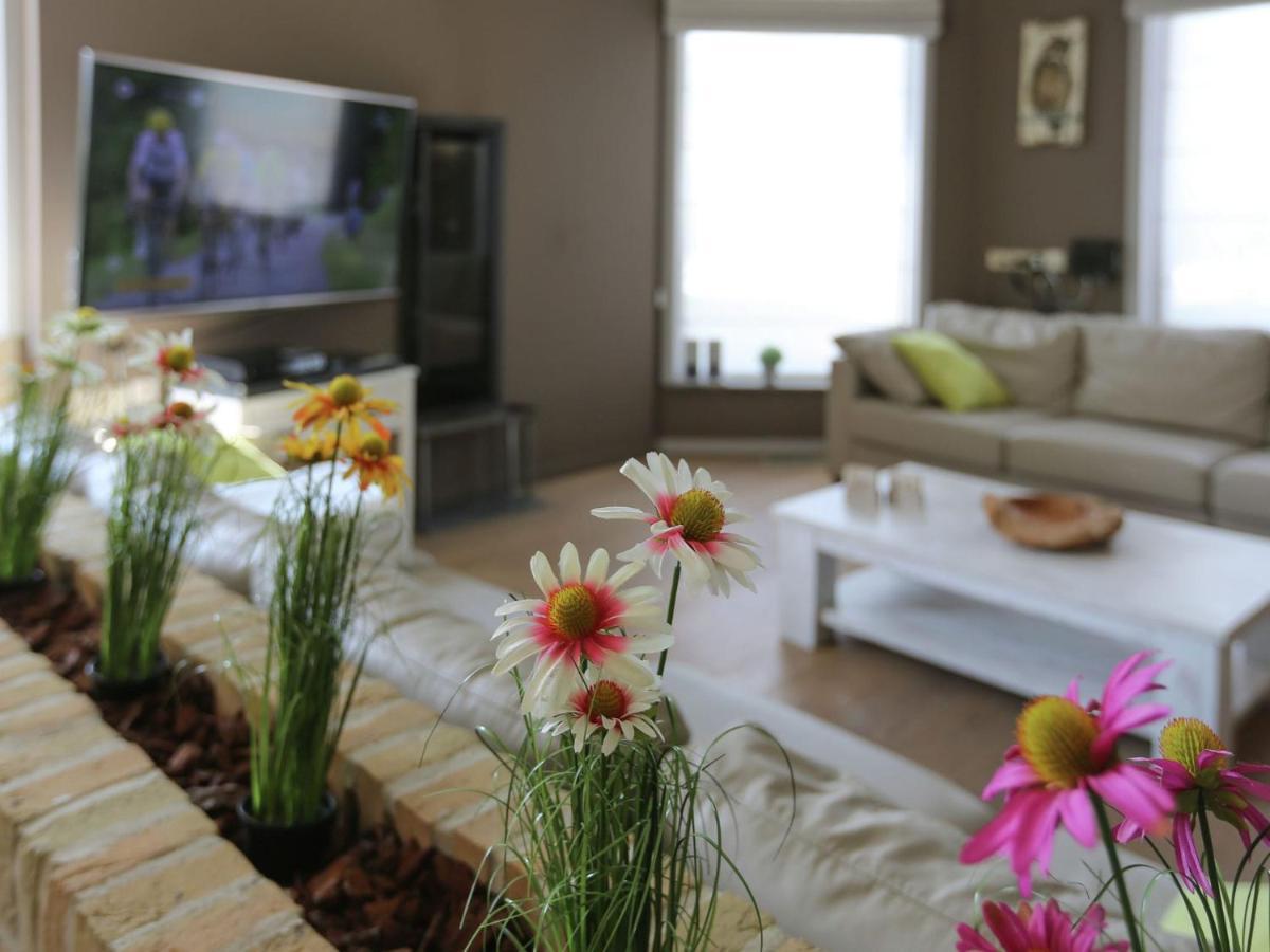 Splendid Villa In Middelkerke With Sauna Bubble Bath Екстериор снимка